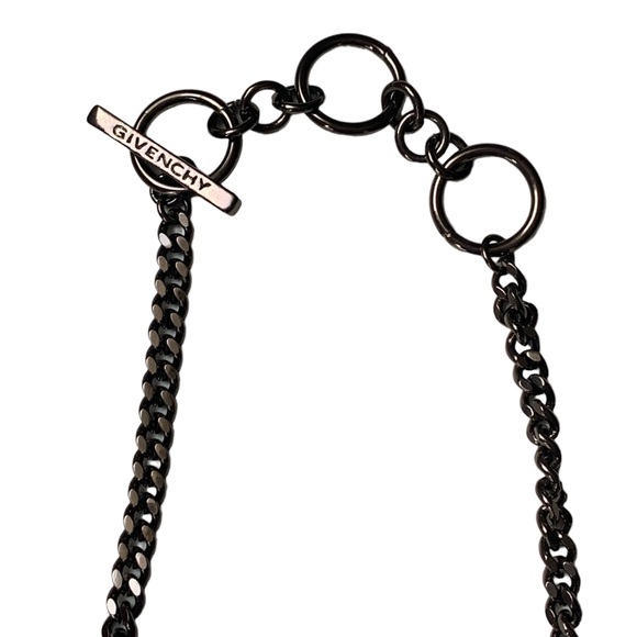 GIVENCHY Designer Champagne Faux Pearl Clear Icy Crystal Chain Woman’s Necklace - Picture 6 of 10